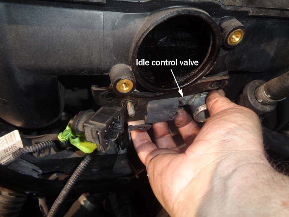 See U0690 in engine